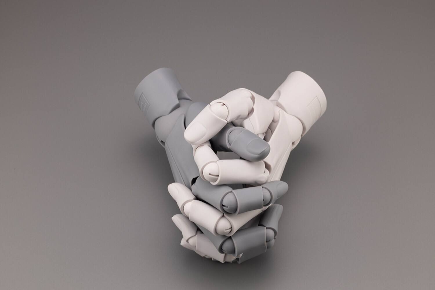 Alt View 4. PopMarket - Kotobukiya - Takahiro Kagami - Artist Support Item - Hand Model/L (White)   - COLLECTIBLES - Multicolor.