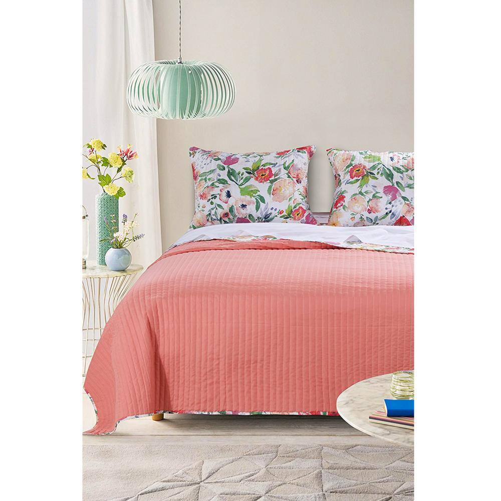 Alt View 2. Barefoot Bungalow - Barefoot Bungalow Aleena Reversible Quilt And Pillow Sham Set - Full/Queen 90x90", Ivory - Ivory.