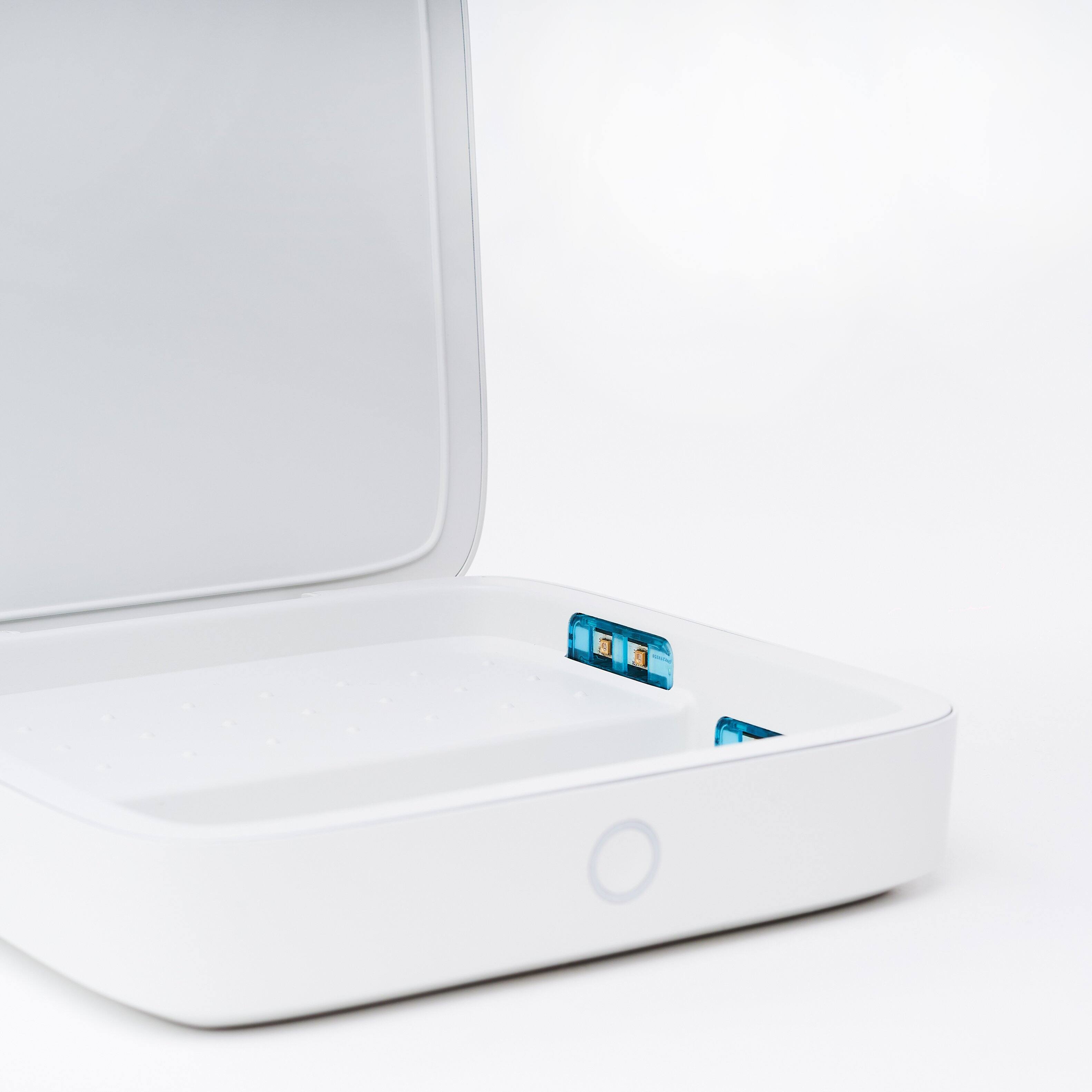 Alt View 12. Einova - Eggtronic Mundus Pro UV-C Sanitizer 10W Wireless Charging Pad for Qi-enabled Devices - White.