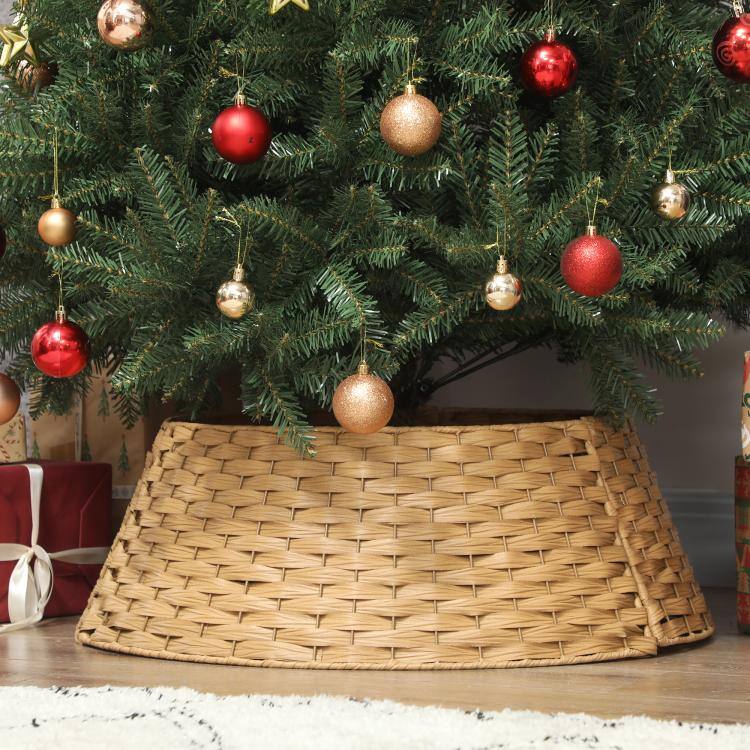 Alt View 2. PULUZ - 27 inch Rustic Christmas Tree Skirt, Plastic Woven Christmas Tree Collar for Party, Holiday, Home Decoration - Natural.