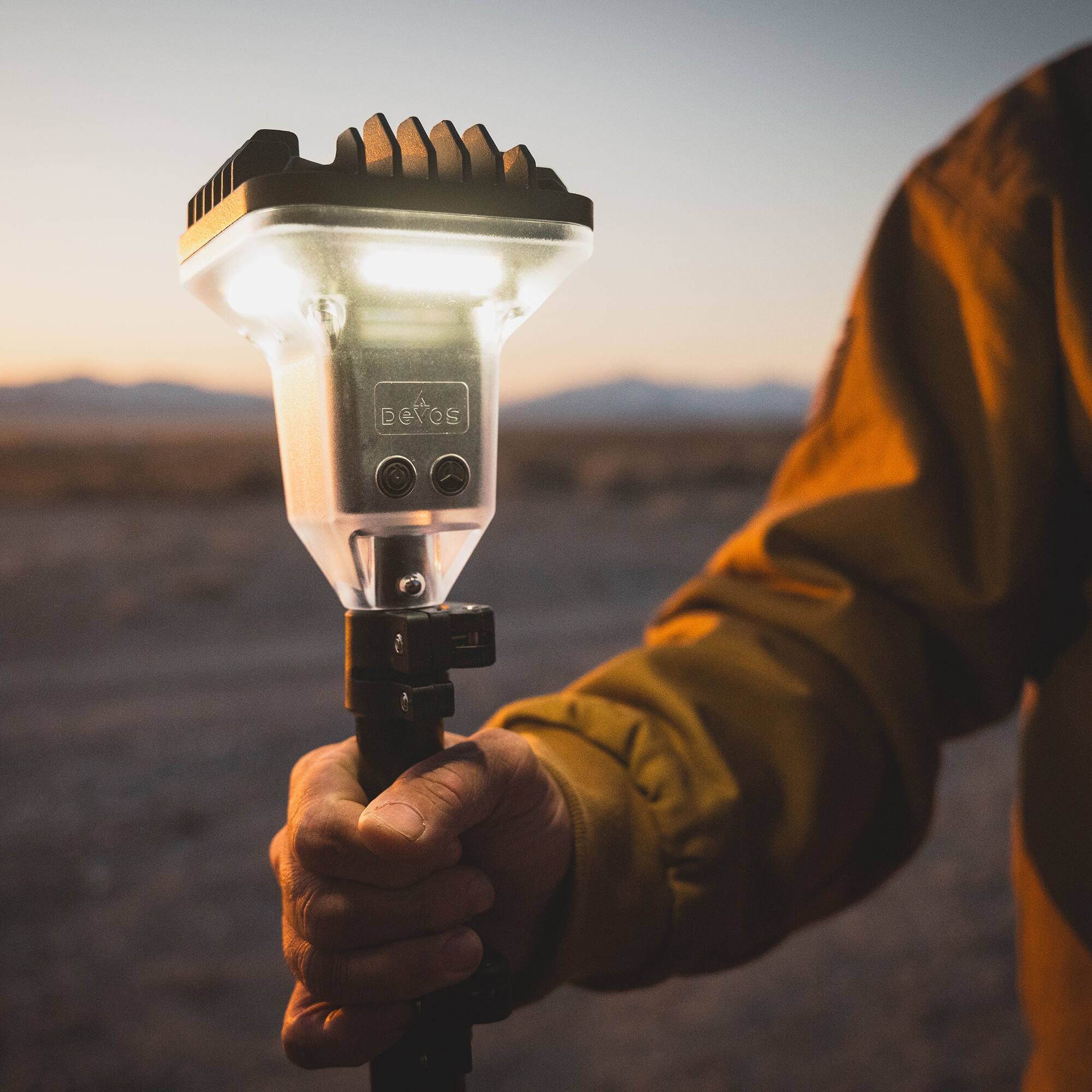 Alt View 6. Devos Outdoor - LightRanger 2000 Rechargeable 2000 Lumen Adjustable Overhead Light.