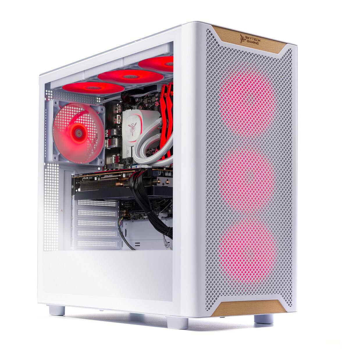 The text on the image reads "SKTTECH GAMINS."