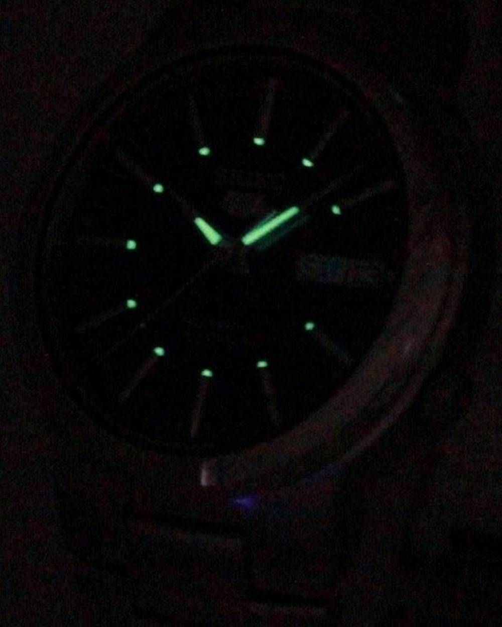 Angle. Seiko - Seiko 5 Automatic 21 Jewels SNKA05K1 Mens Watch Stainless Steel Blue Dial Day/Date Display 30M - Blue/Silver.