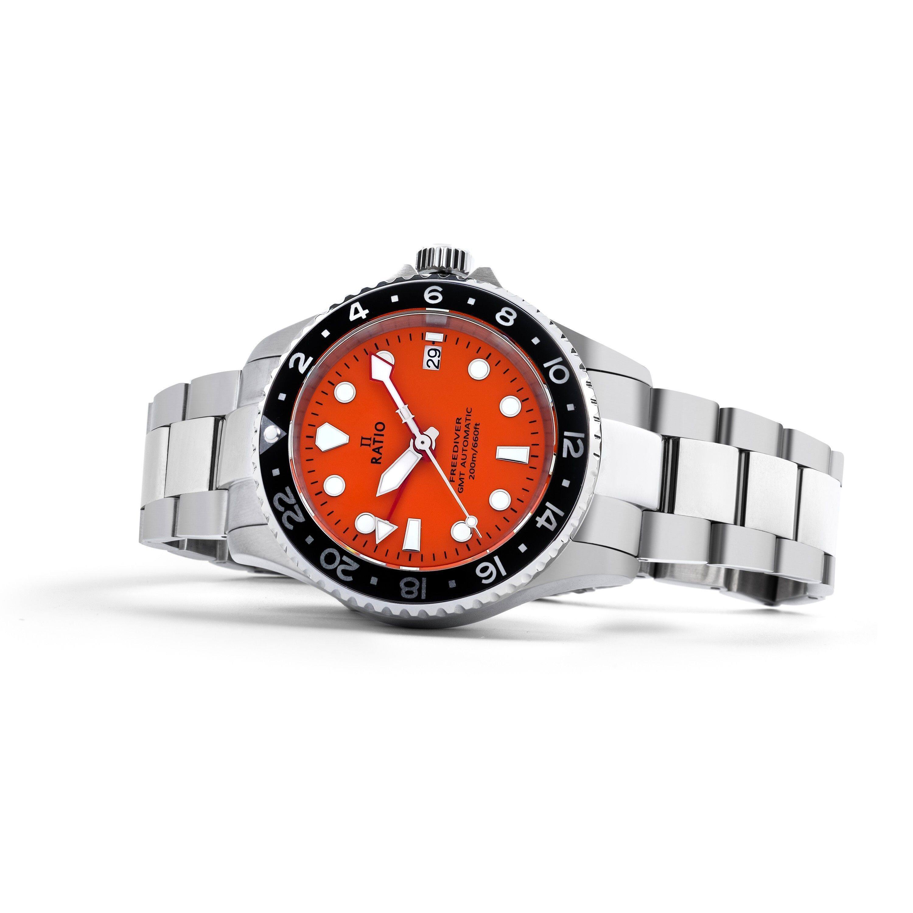 4 2 11 RATIO 22 20 6 8 29 10 DIVER AUTOMATIC 200m/660ft 12 RE GAET F 91 81