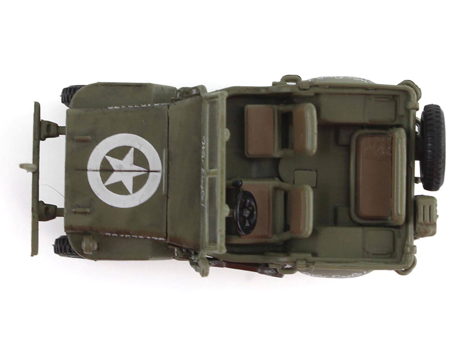 Back. Hobby Master - US 1/4 Ton Military Vehicle Olive Drab "Gen. George Patton 3rd Army War Eagle" 1945 US Army "Ground Power Series" 1/72 - Green.