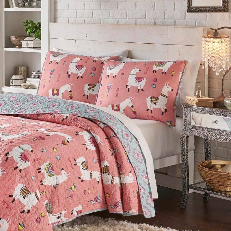 Angle. Hivvago - Twin/Twin XL Pink Blue Reversible Floral Llama Cotton Quilt Set - Pink Blue.