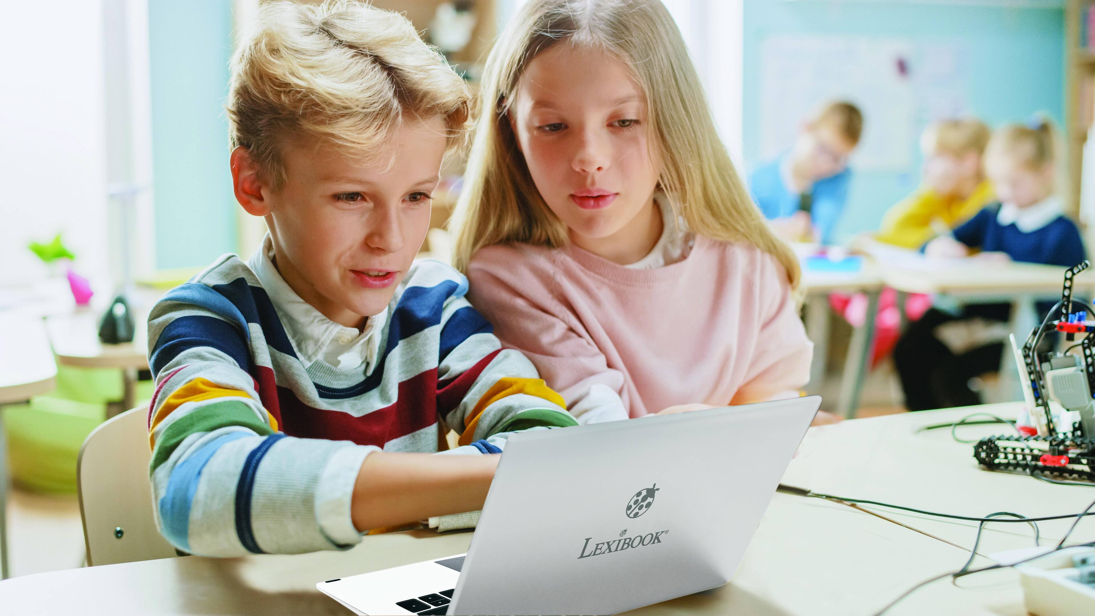 Alt View 10. Lexibook - LapTab 10 Android Laptop with Touch Screen & Educational Apps.