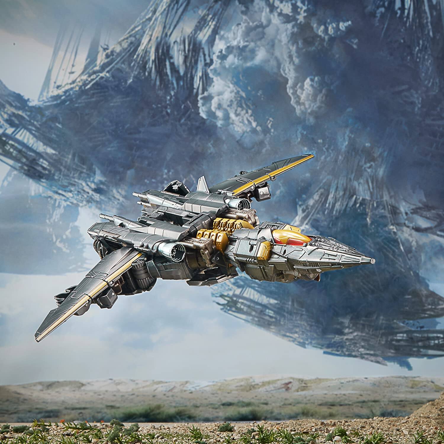 Alt View 6. Transformers - Voyager Class Megatron Premier Edition | Transformers the Last Knight.