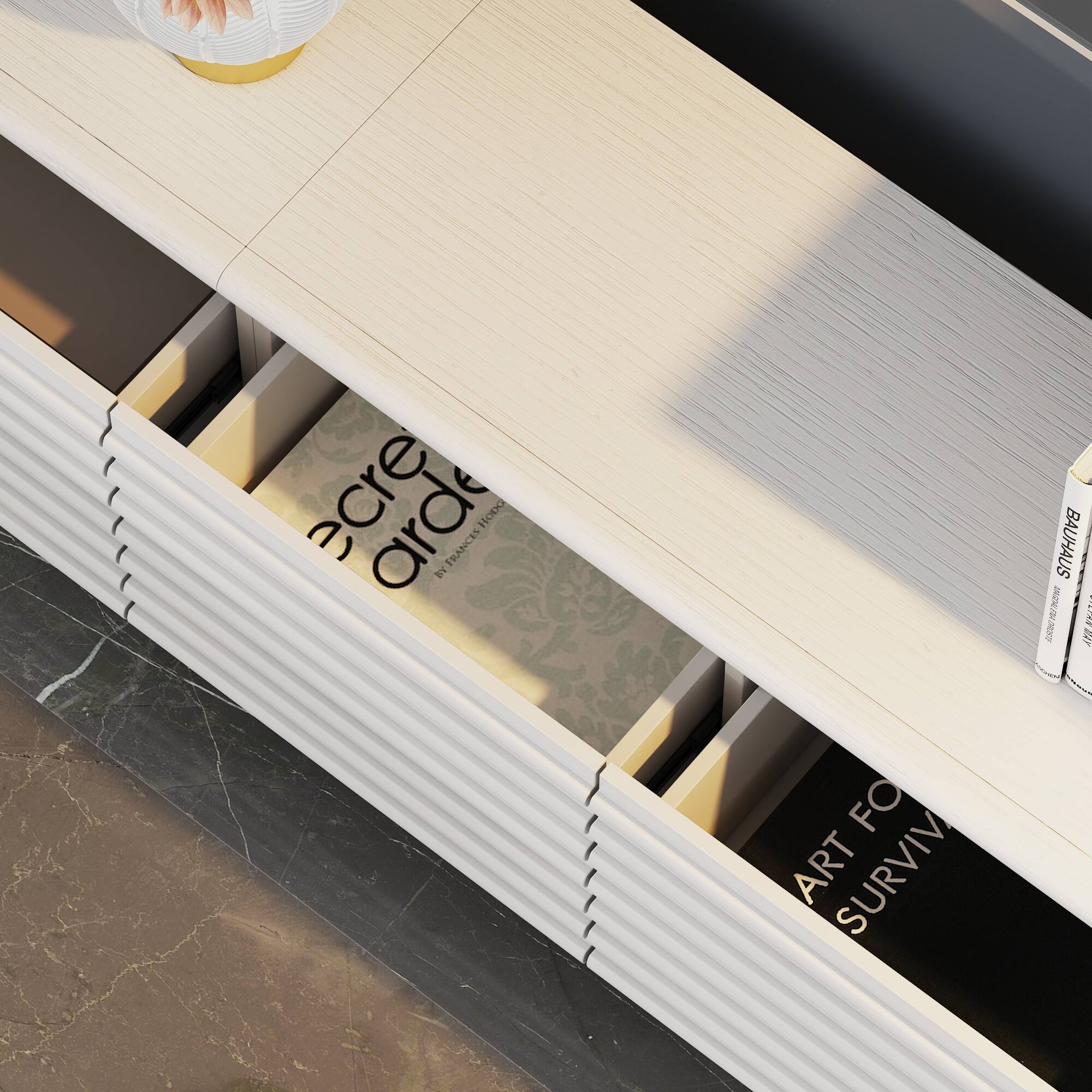 The text on the image reads: "secret arde by Frances Hodgson Burnett."