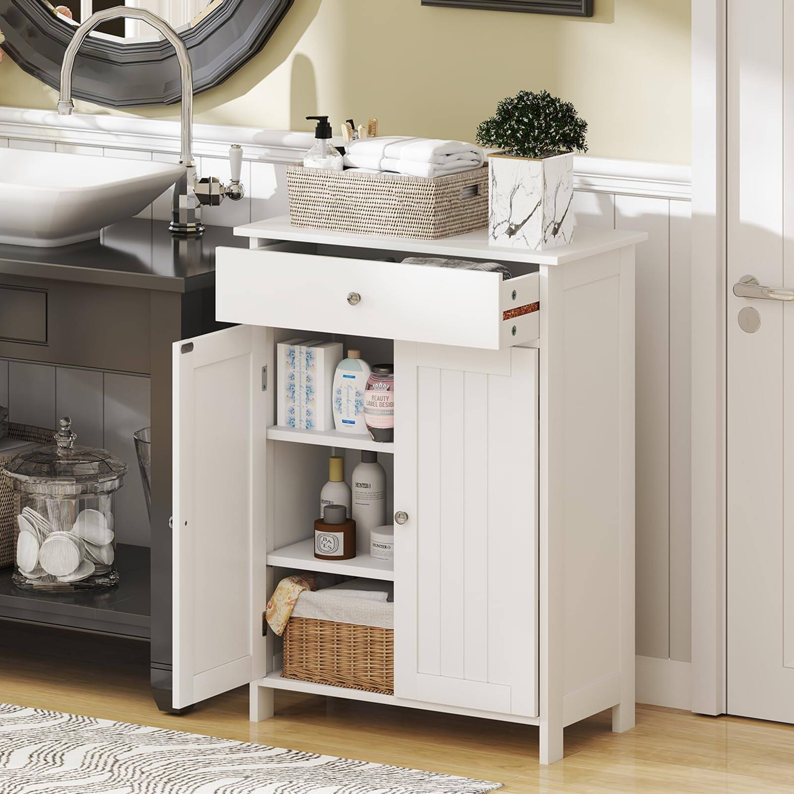 The text on the image is "LASELL DESIGN".