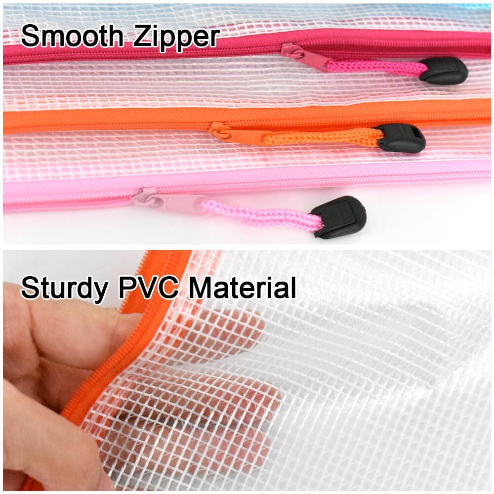 Smooth Zipper  
Sturdy PVC Material