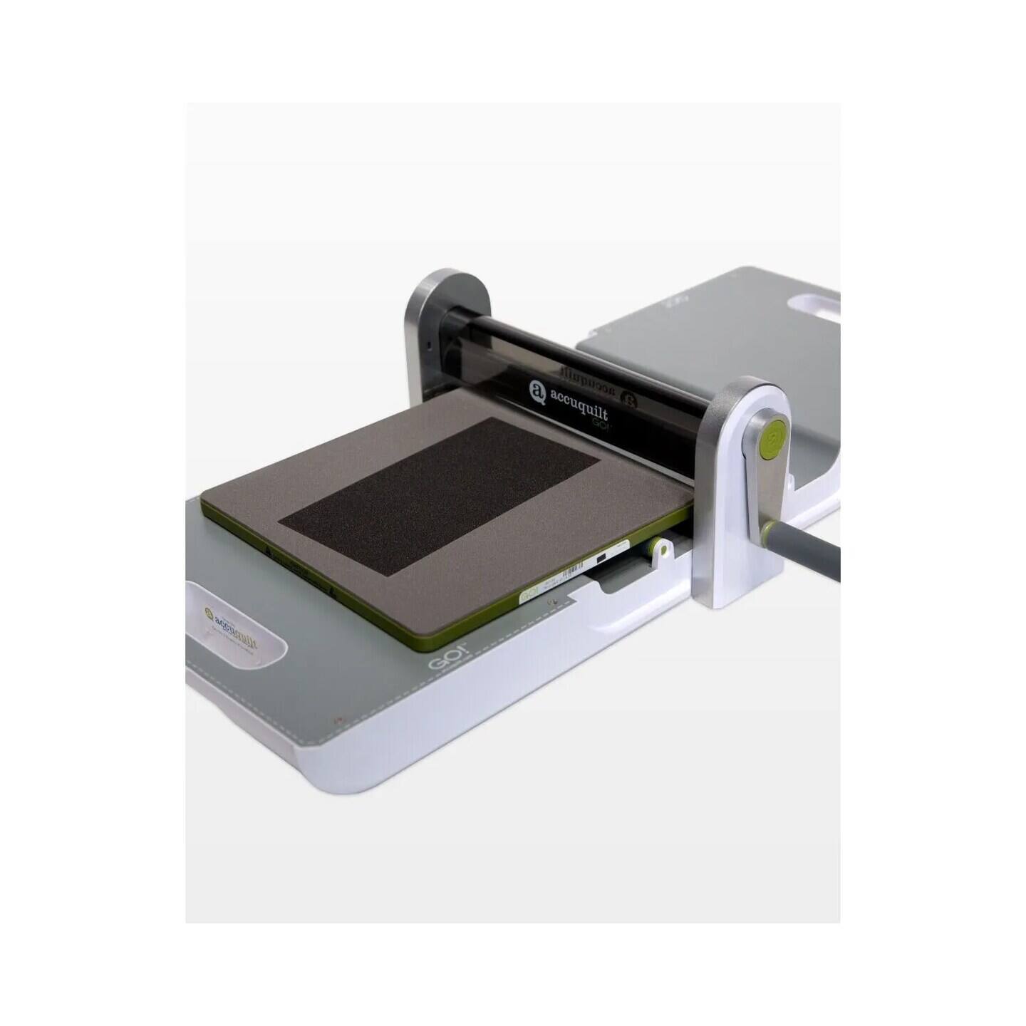 The text on the image is "acequilt" and "GOT".