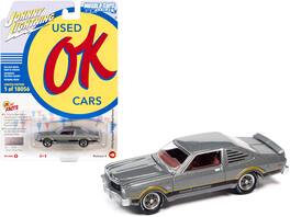 Johnny Lightning - 1976 Plymouth Volare Road Runner "OK Used Cars" Series Limited Edition 18056 Worldwide 1/64 - Silver Cloud Metallic