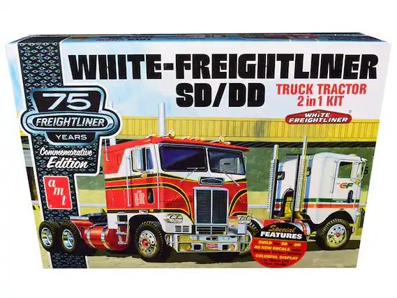 WHITE-FREIGHTLINER
SD/DD
TRUCK TRACTOR
2 in 1 KIT
75 FREIGHTLINER YEARS
Commemorative Edition
a m t
Special FEATURES
BUILD the SD or DD
All NEW DECALS with Stripe Options
COLORFUL DISPLAY to Show Off Your Model