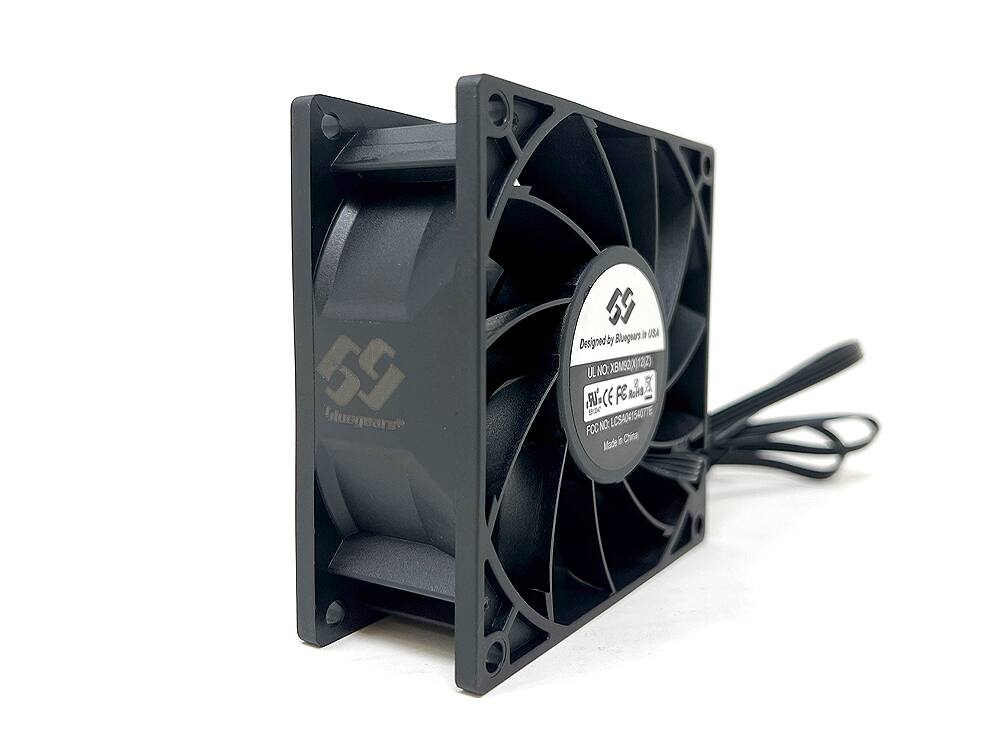 Designed by Bluegears in USA Designed by U NO: XMs2,(122) 2 FA LCER As Vo NO: LOSADAISATE FOC