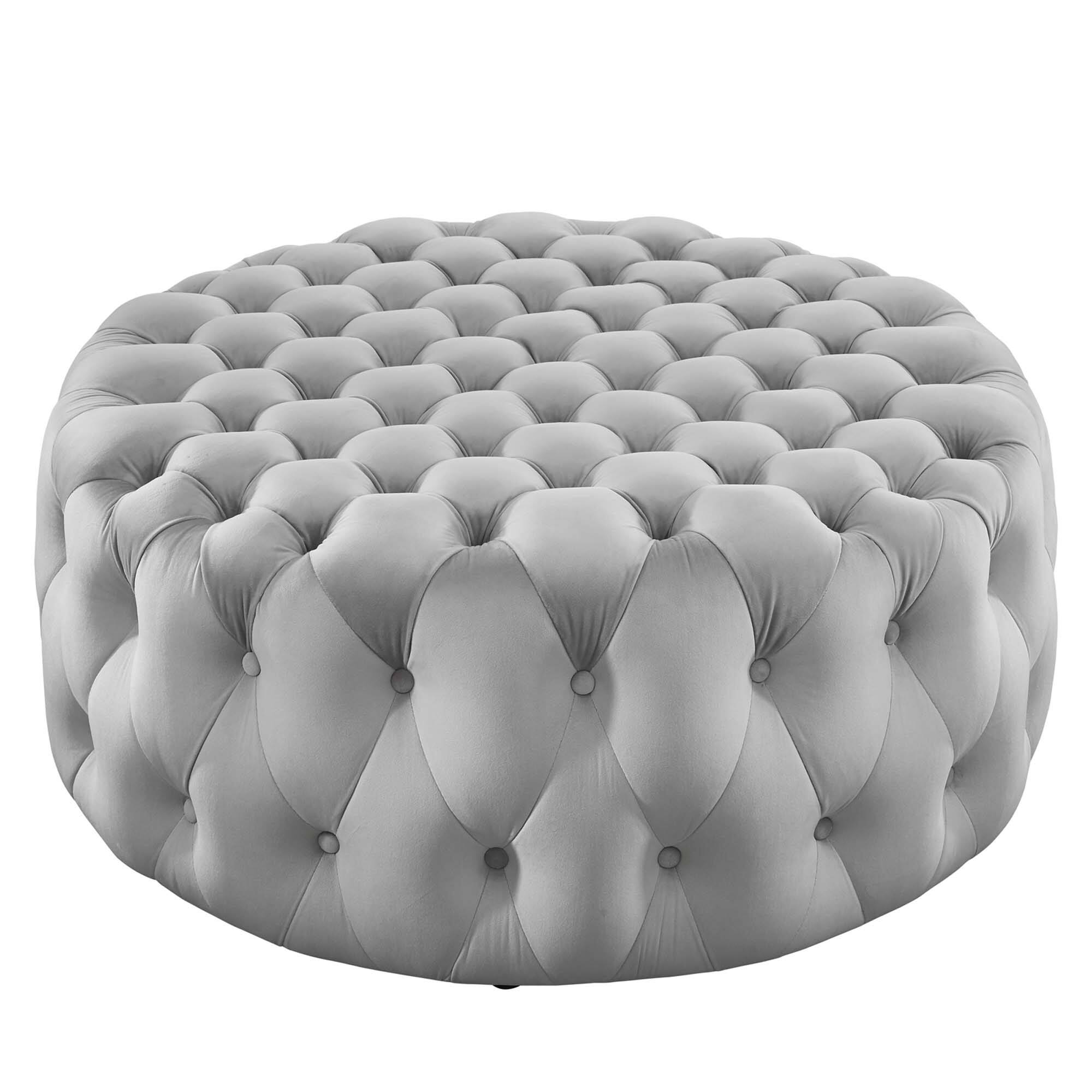 Angle. Modway - Amour Tufted Button Large Round Performance Velvet Ottoman by Modway - EEI-5469-LGR.