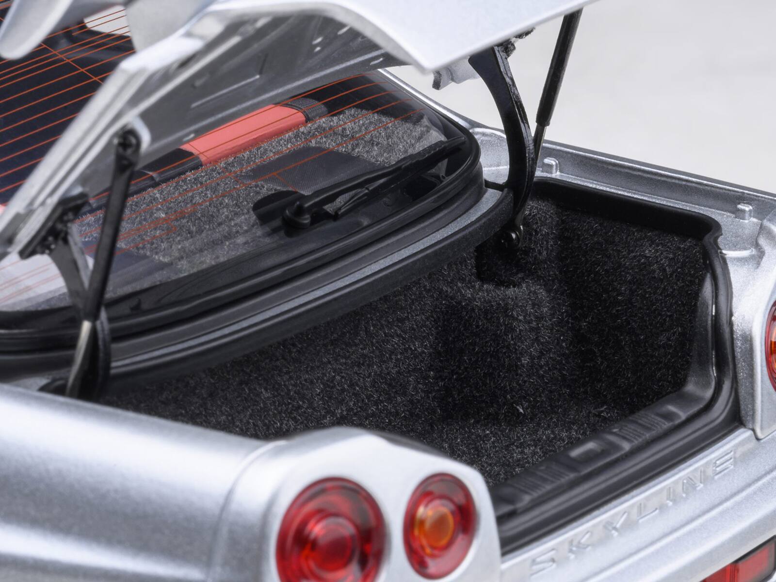 Alt View 6. Autoart - Nissan Nismo R34 GT-R Z-TUNE RHD (Right Hand Drive) Silver Metallic 1/18 Model Car by Autoart.