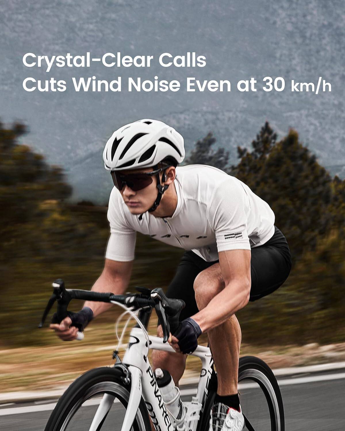 Crystal-Clear Calls  
Cuts Wind Noise Even at 30 km/h