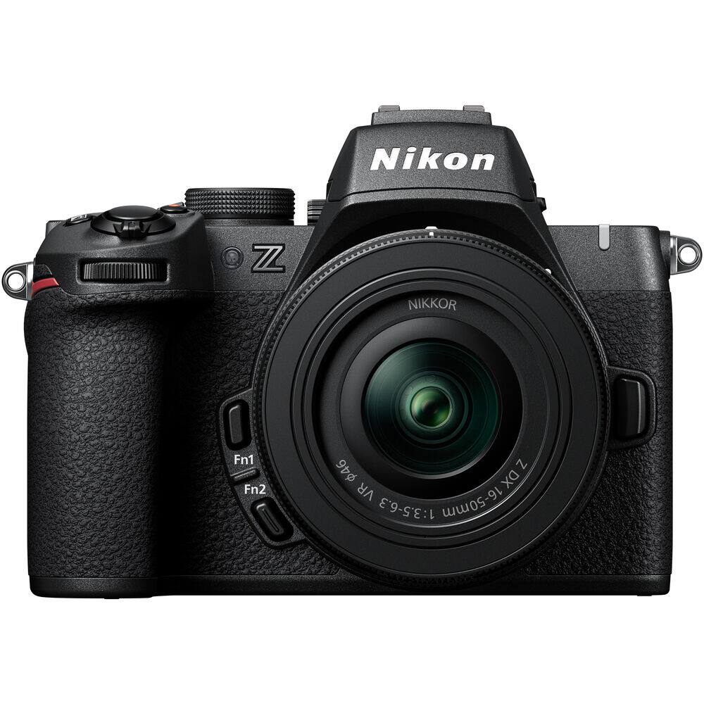 Nikon Z
NIKKOR
Fn1 Fn2
46 N VR 16 DX 1:3.5-6.3 16-50mm