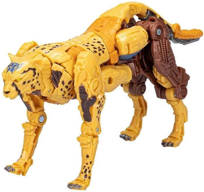 Alt View 4. Transformers - Jungle Mission 3-Pack Deluxe Class | Transformers Generations Buzzworthy Bumblebee.