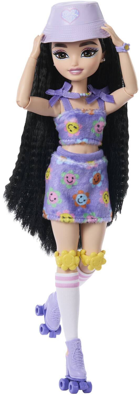 Alt View 2. Mattel - Mattel - Barbie Dream Besties: Roller Skate Renee   - Collectibles - Multicolor.
