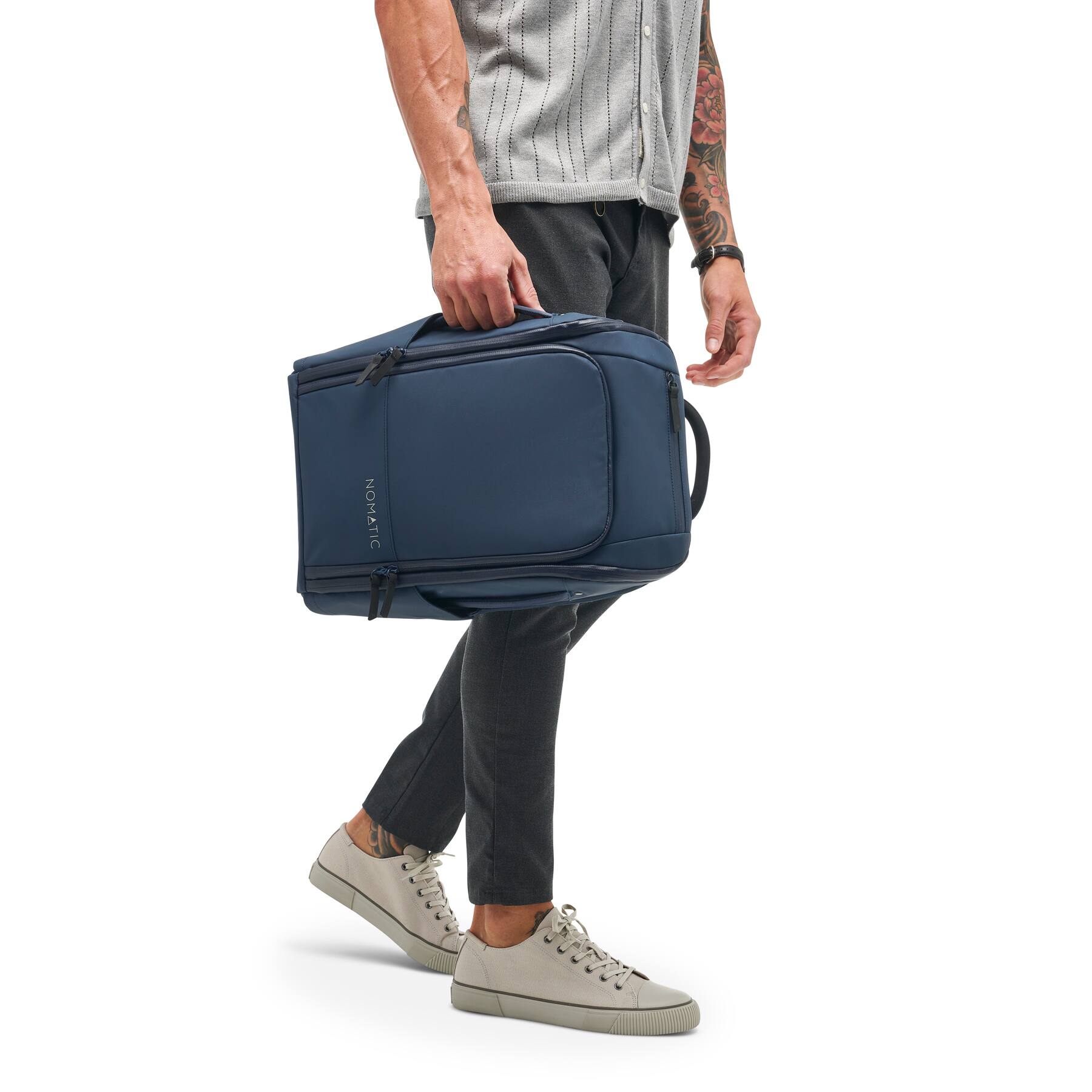 Alt View 1. Nomatic - Backpack 14L - Navy.