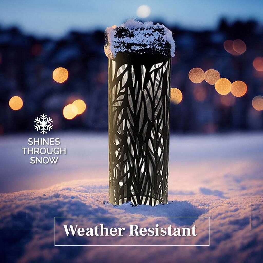 SHINES THROUGH SNOW  
Weather Resistant