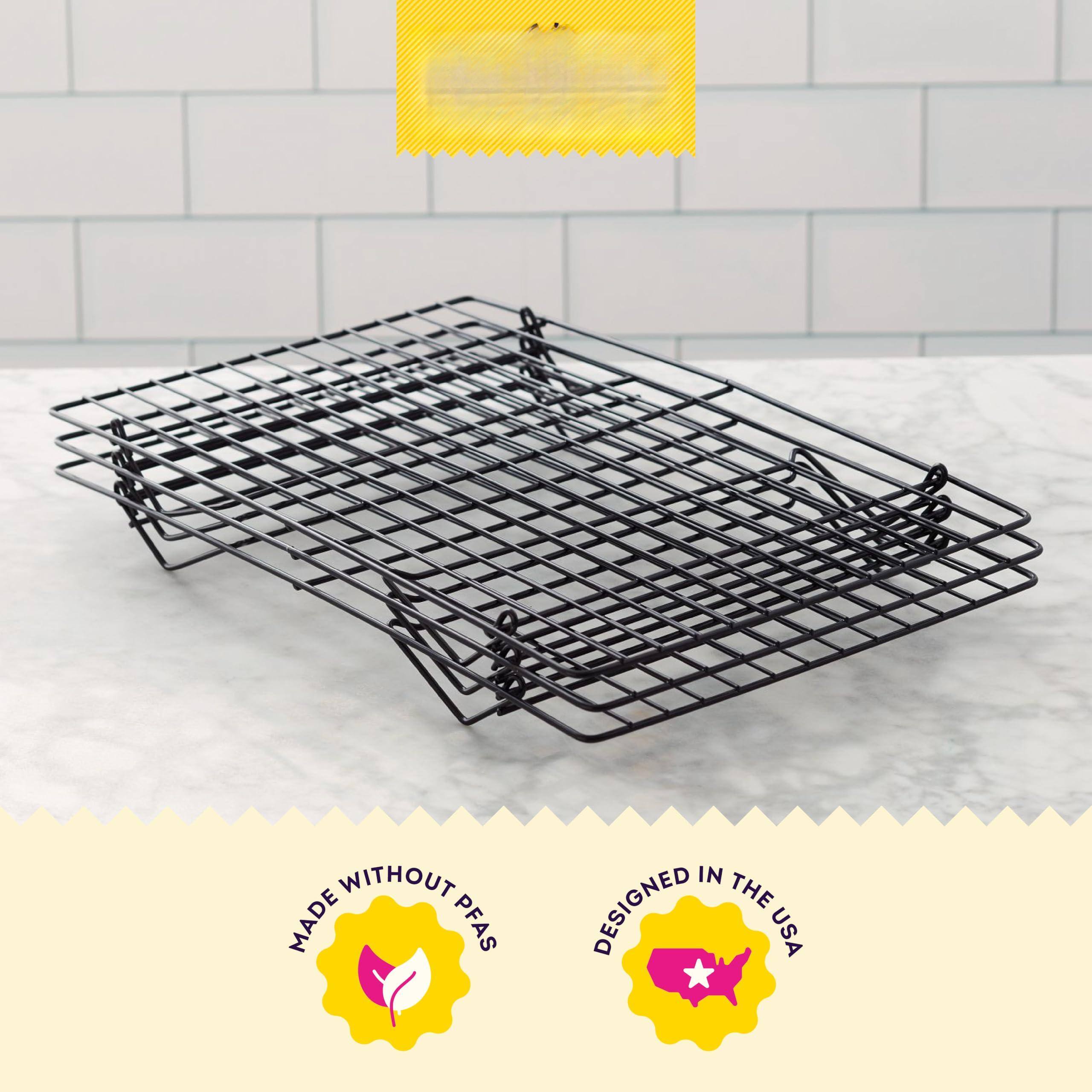 MADE WITHOUT PFAS  
DESIGNED IN THE USA