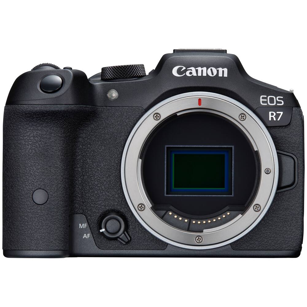 Canon EOS R7  
MF AF