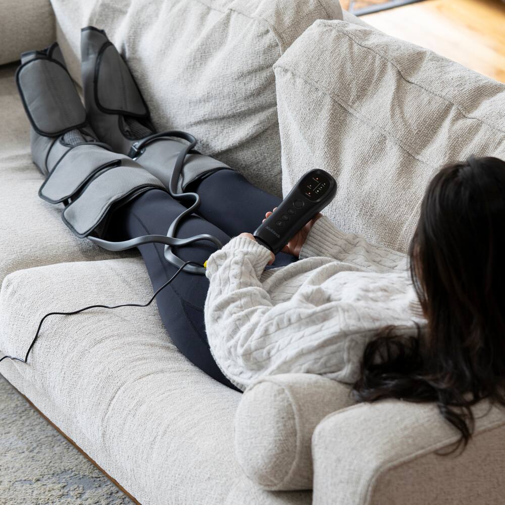 Angle. Nekteck - Leg Massager with Air Compression - Black.