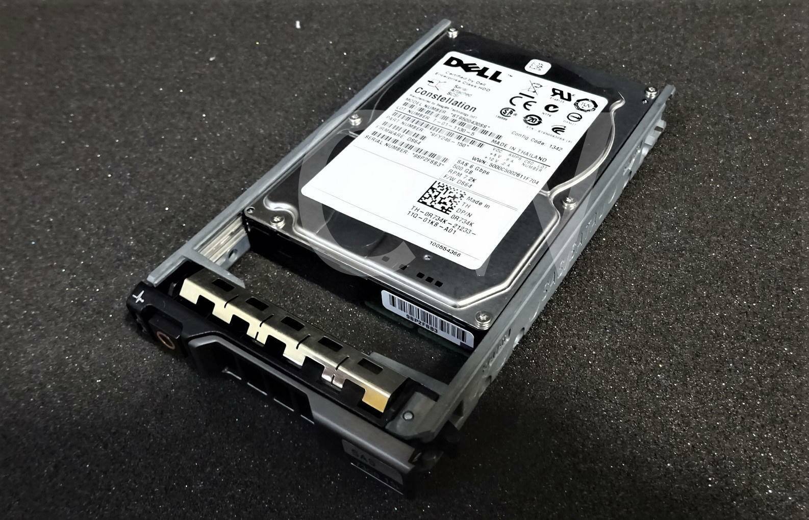 DELL MODEL Constellation T4P  
LOT: W NUMEER  
TLA BI NUMBER AI S  
WITe PART ITHILA NUMBER "STR50043OSS"  
20 IRMWARE 1  
A. n *FY24S mI W Centia SERIAL m 0564  
"TW? H # MADE Code NUMBER 1H VOC IN 1342 m # ..V AMPE THAILAND *9SP2FS83  
500 SAS e WWN MB CB 427 RPM GE Ghps 5000C5002611F704  
F/W 7 2K DS64 1F204 TH Made w DP/N 110-01K8-A01 0R734K A01 -21233 100554366 + CE