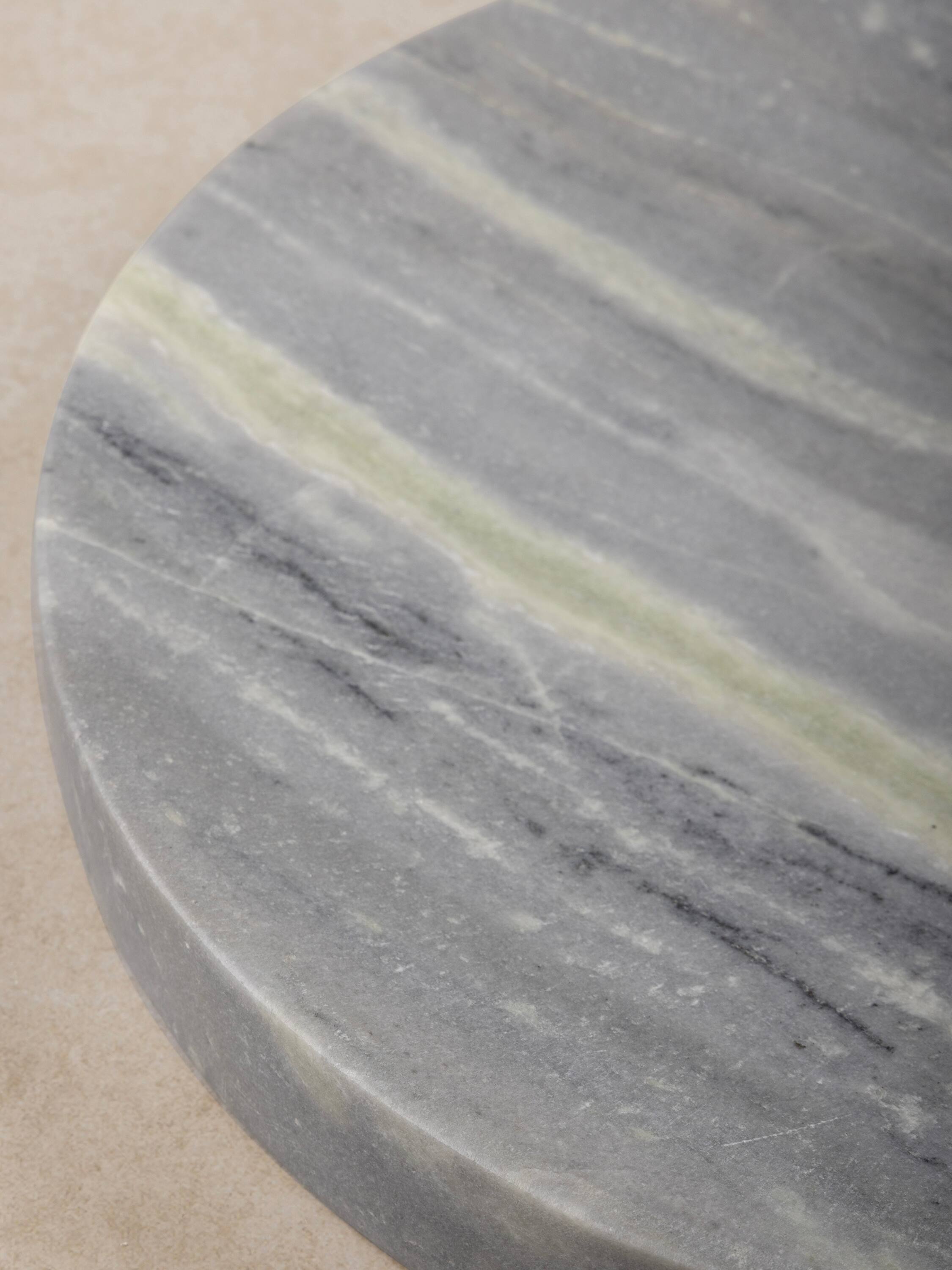 Back. GAURI KOHLI - Ikoy Tray - Green.