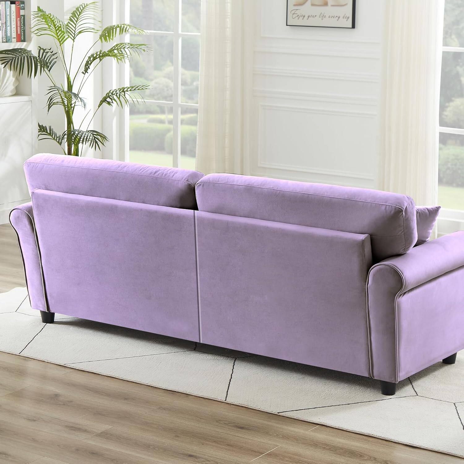 Sure, here is the corrected text:

"Enjoy your life every day"