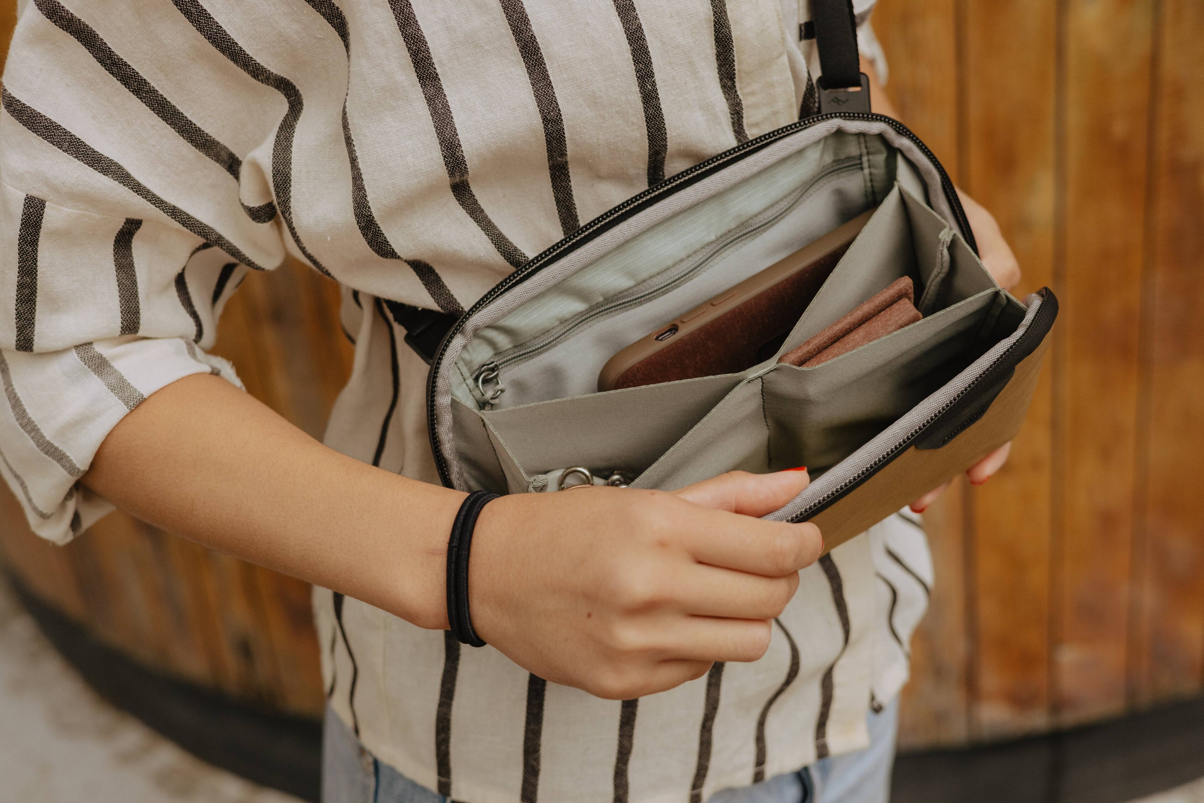 Alt View 20. Peak Design - Tech Pouch - Small - Coyote - Coyote.