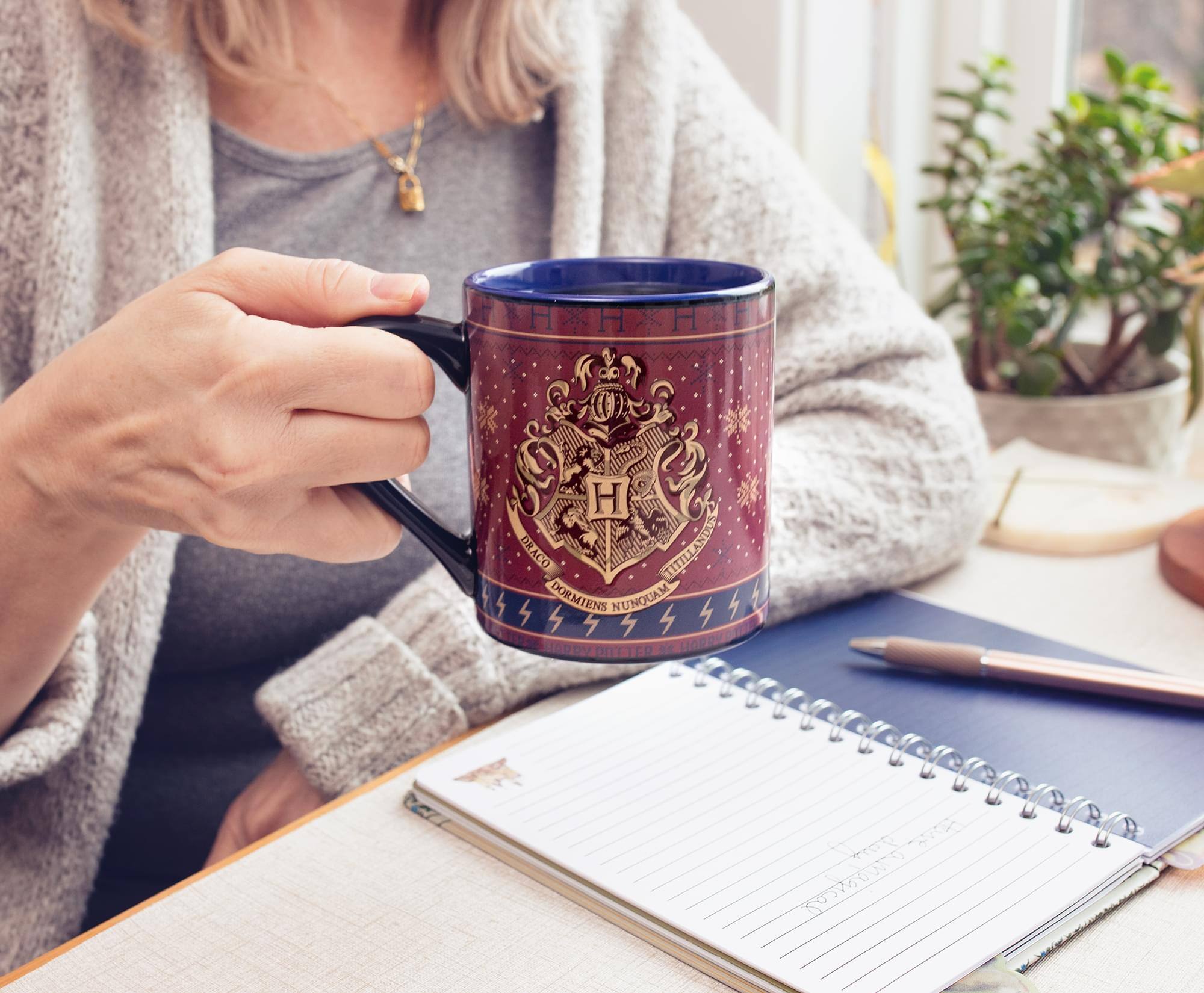 H  
GRACO ANDOS TITILI  
DORMIENS NUNQUAM  

HARDY DRTTER  
an Ungaves ma  

wvavcon 2600