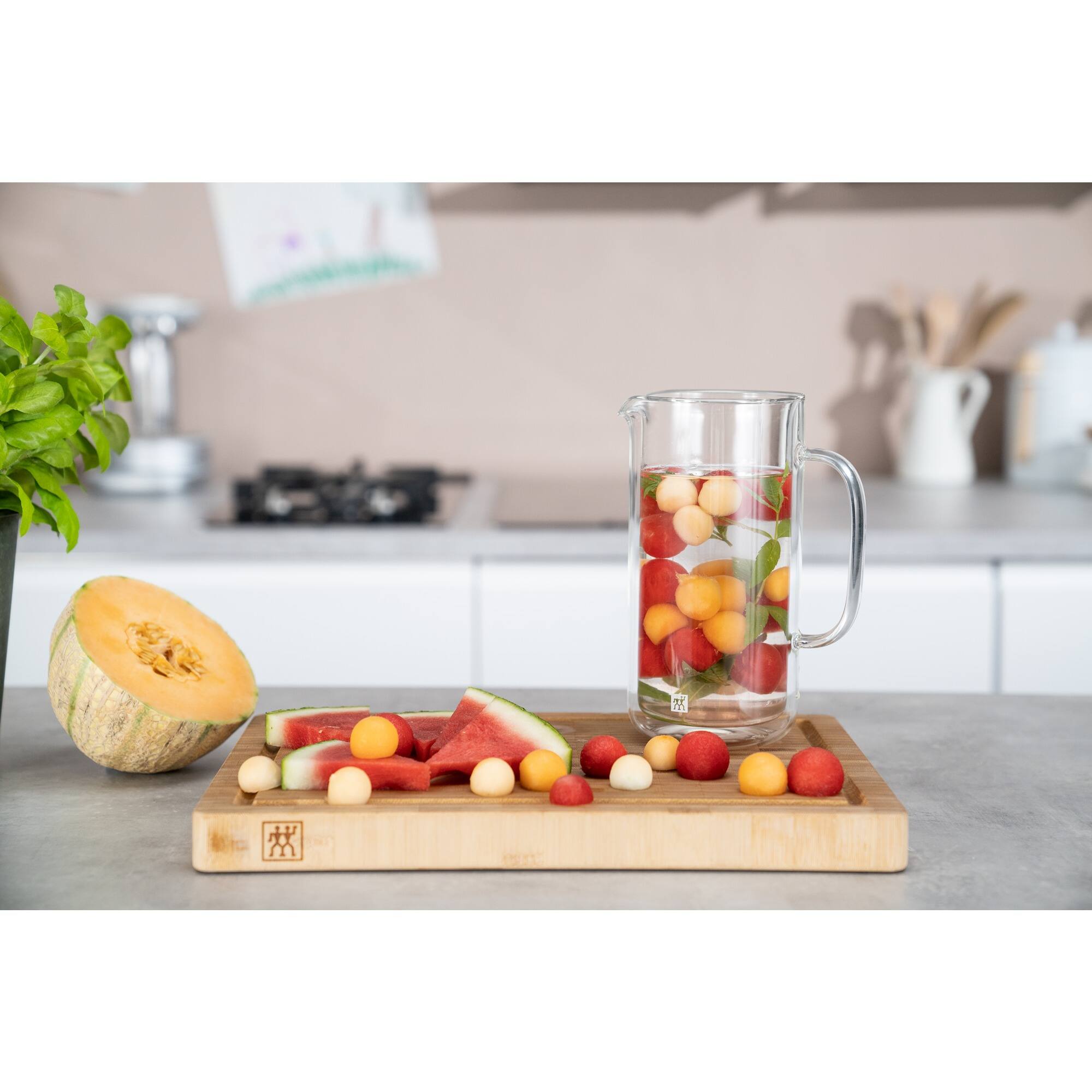 Alt View 6. ZWILLING - ZWILLING Sorrento Plus Double-Wall Carafe - Clear.