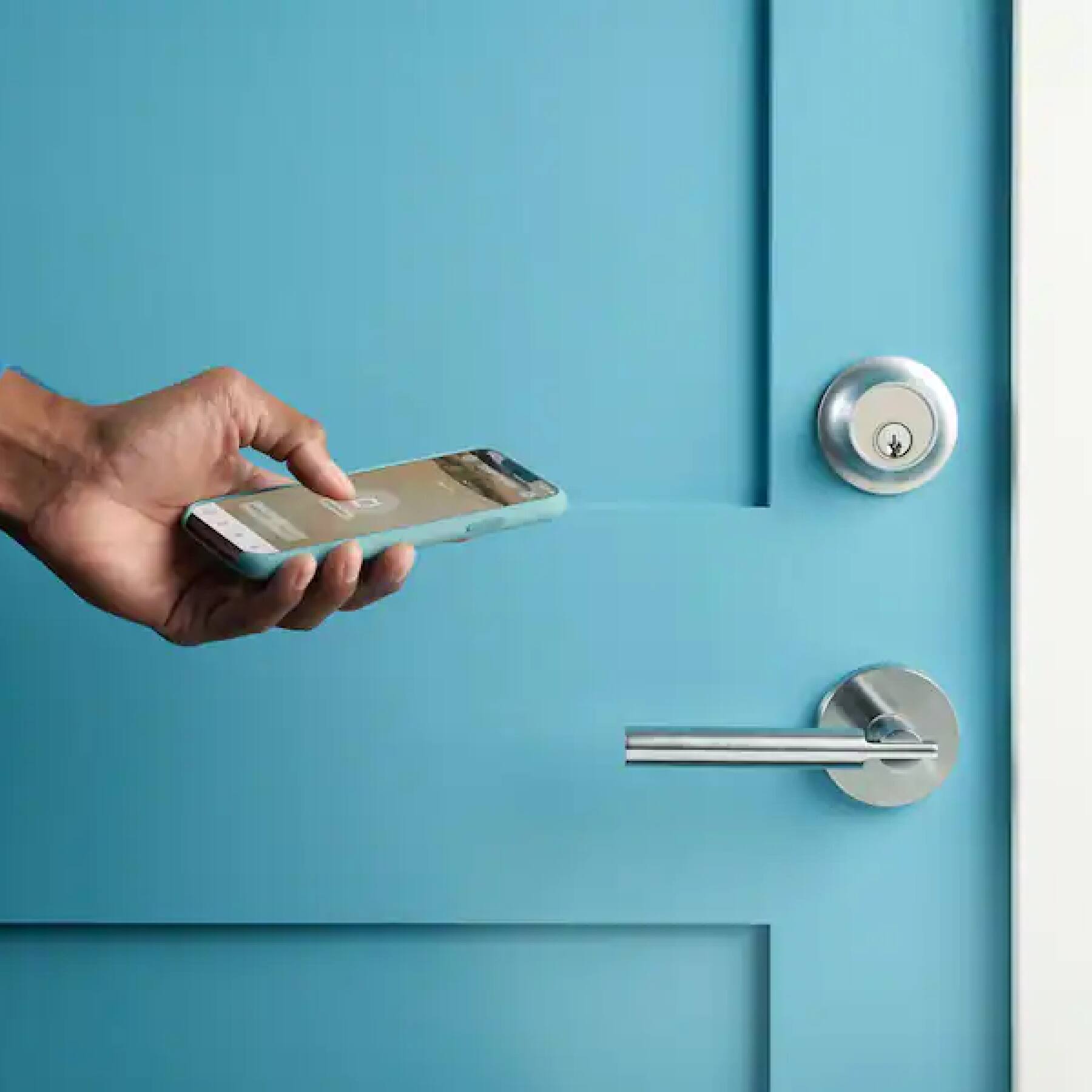 Left. Level - Bolt Connect WiFi Retrofit Smart Lock with App/Keypad/VoiceAssistant Access - Silver.