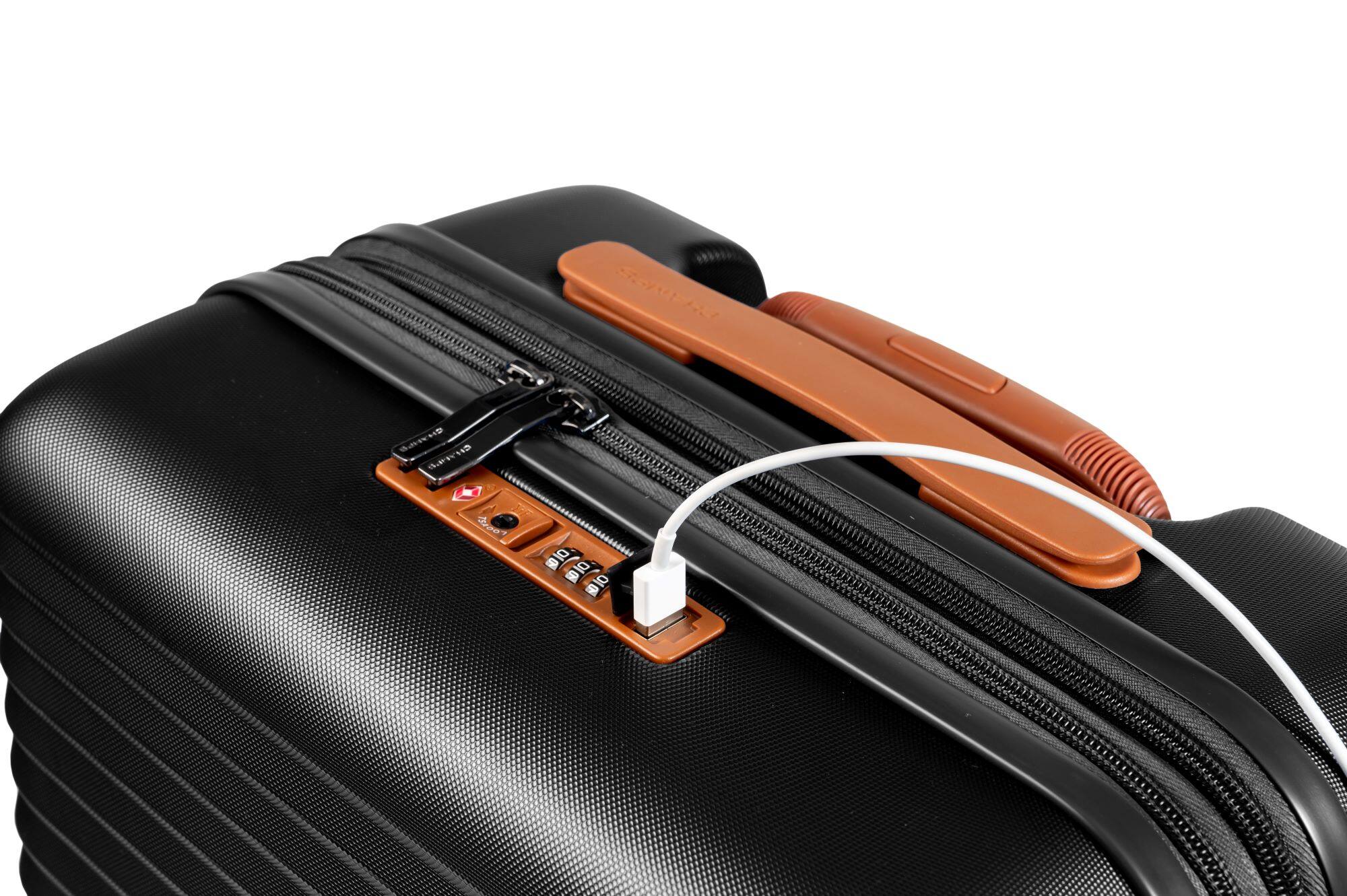 Angle. Champs - Vintage II 3-Piece Luggage Set - Black.