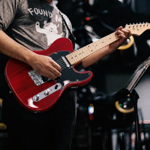 Alt View 2. Winado - 39 Inch KTL Electric Guitar Solid Body Beginner Kit with Gig Bag Includes Picks, Tremolo Bar, Extra Strings - Red.