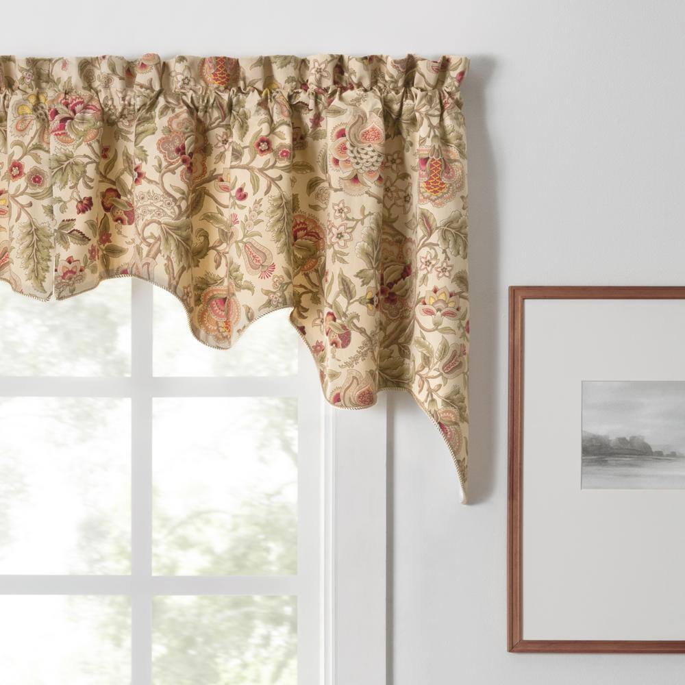 Ellis Curtain Regency Swag Shaped 3