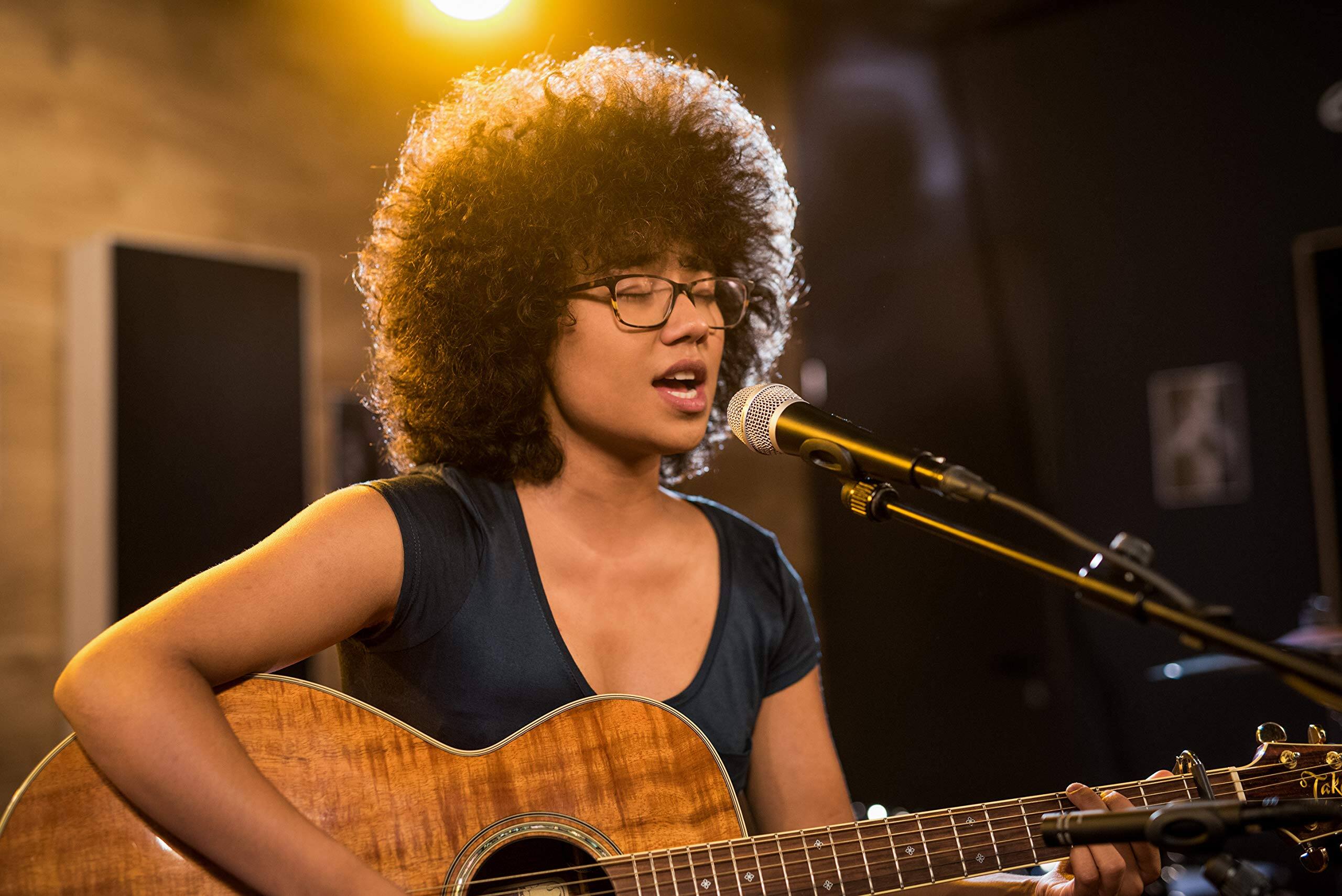 Angle. Beyerdynamic - beyerdynamic TG V35 Dynamic Supercardioid Microphone for Vocals, with On/Off switch - Black.