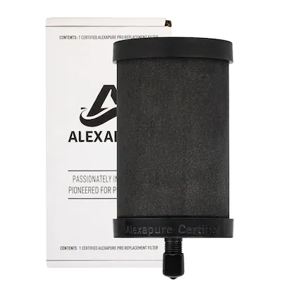CONTENTS: 1 CERTIFIED ALEXAPURE PRO REPLACEMENT FILTER
PASSIONATELY INNOVATED FOR PURITY
Alexapure Certified
CONTENTS: 1 CERTIFIED ALEXAPURE PRO REPLACEMENT FILTER