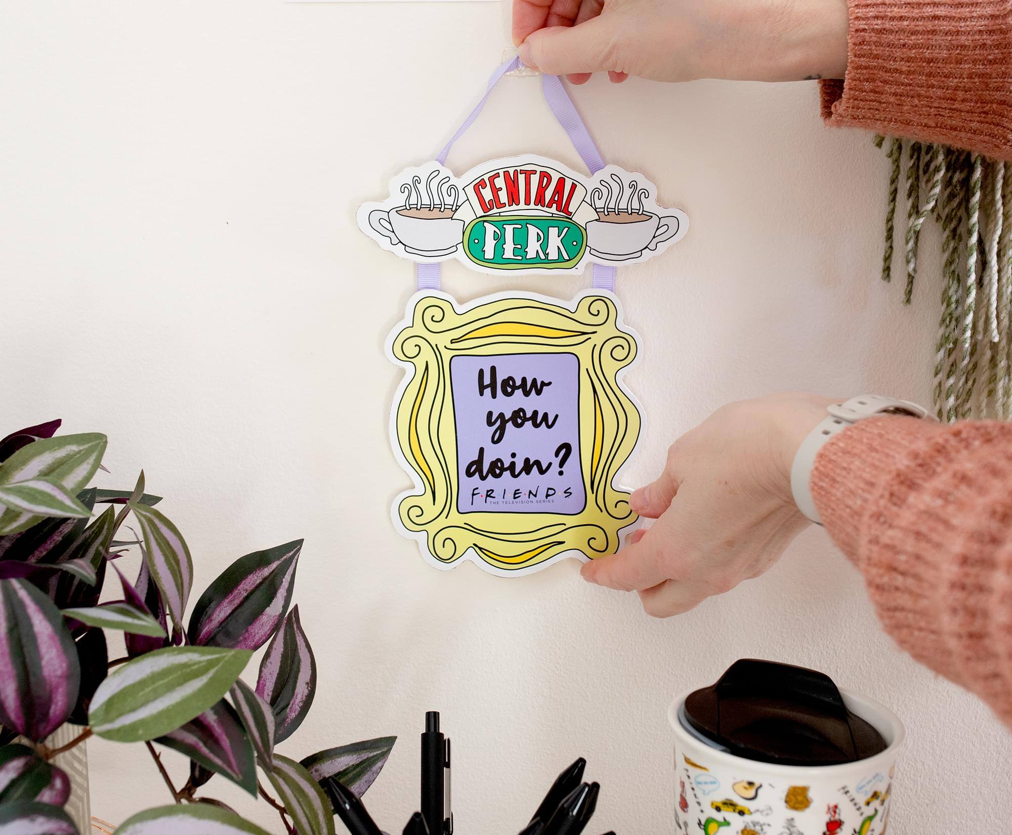 CENTRAL PERK  
How you doin?  
FRIENDS