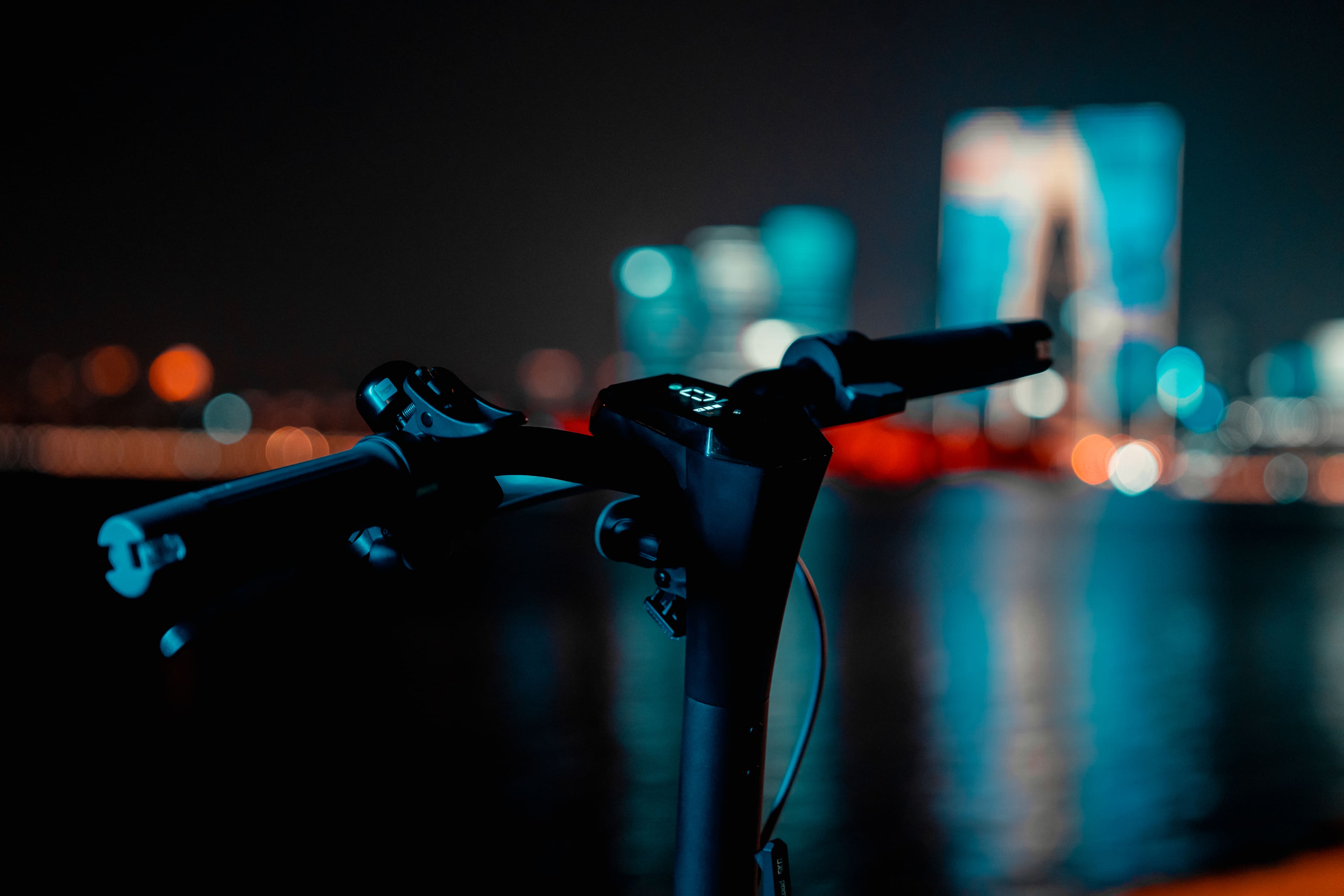 Alt View 15. NAVEE - GT3 Pro Electric Scooter w/37.3 miles Max Operating Range & 20 mph Max Speed - Black.