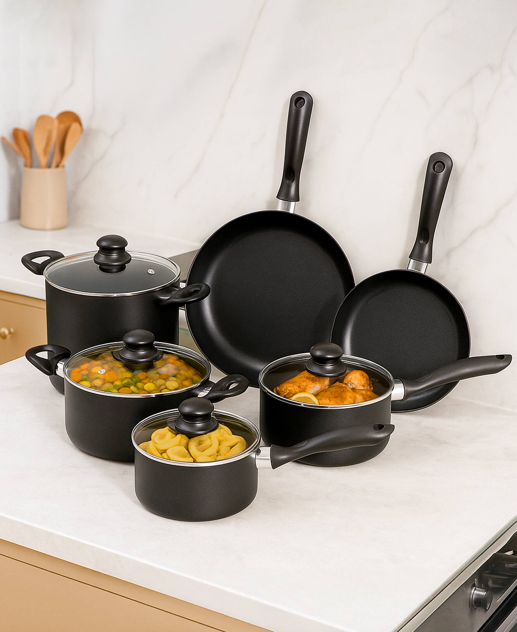 Alt View 5. Sugift - 16-Piece Kitchen Hard-Anodized Aluminum Nonstick Cookware Set with Silicone Kitchen Utensils - Black.