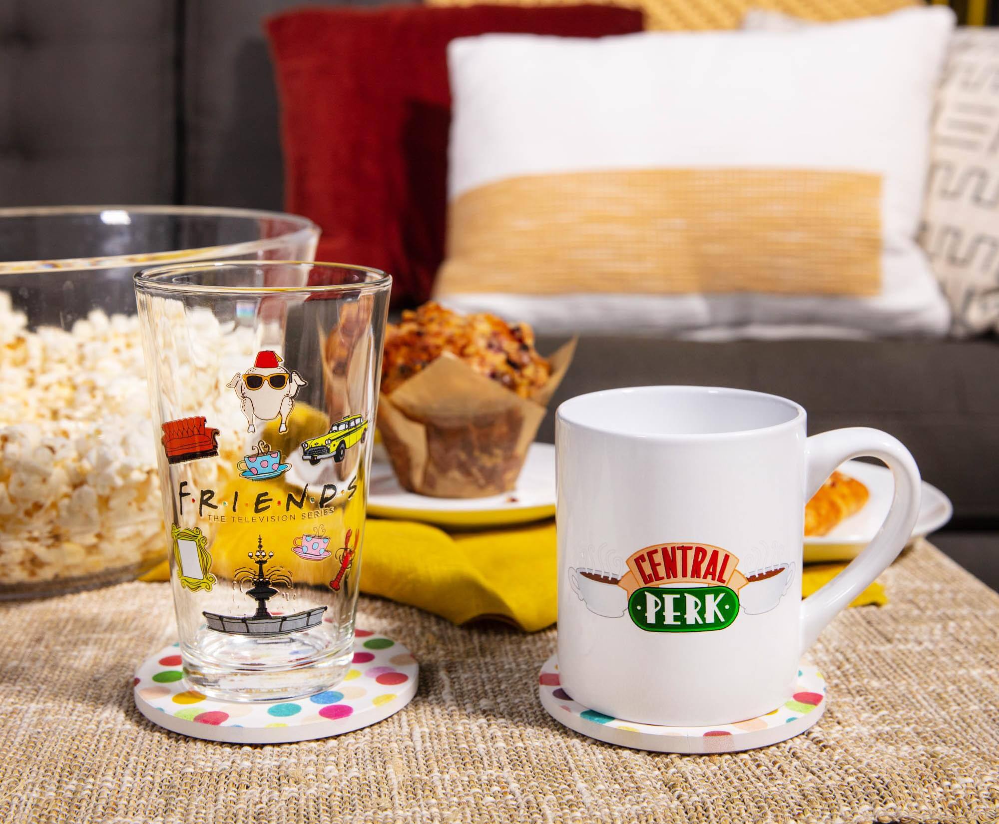 FRIENDS  
THE TELEVISION SERIES

CENTRAL PERK