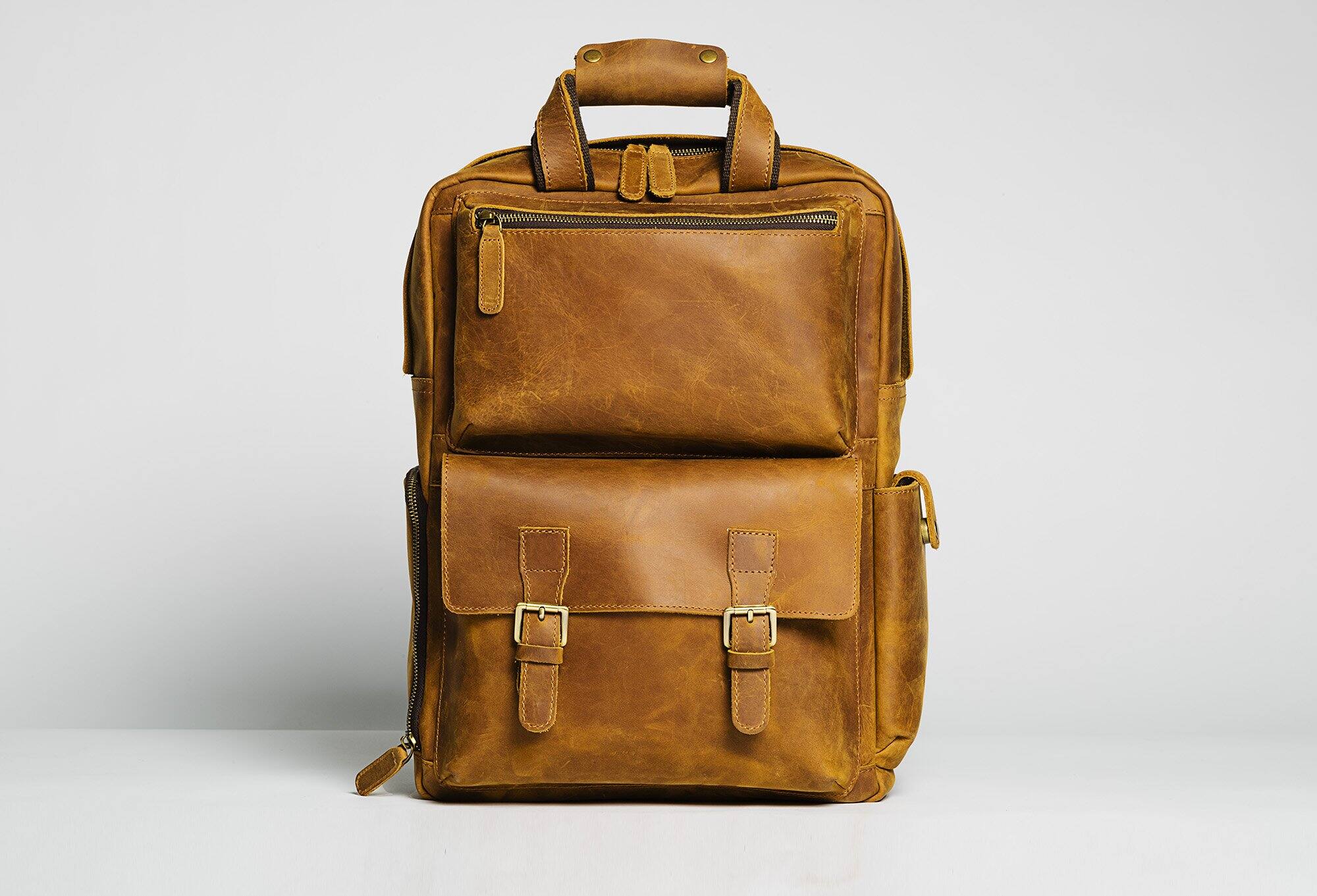 Back. Steel Horse Leather - The MANN Bag | Large Capacity Leather Camera Backpack - Brown.