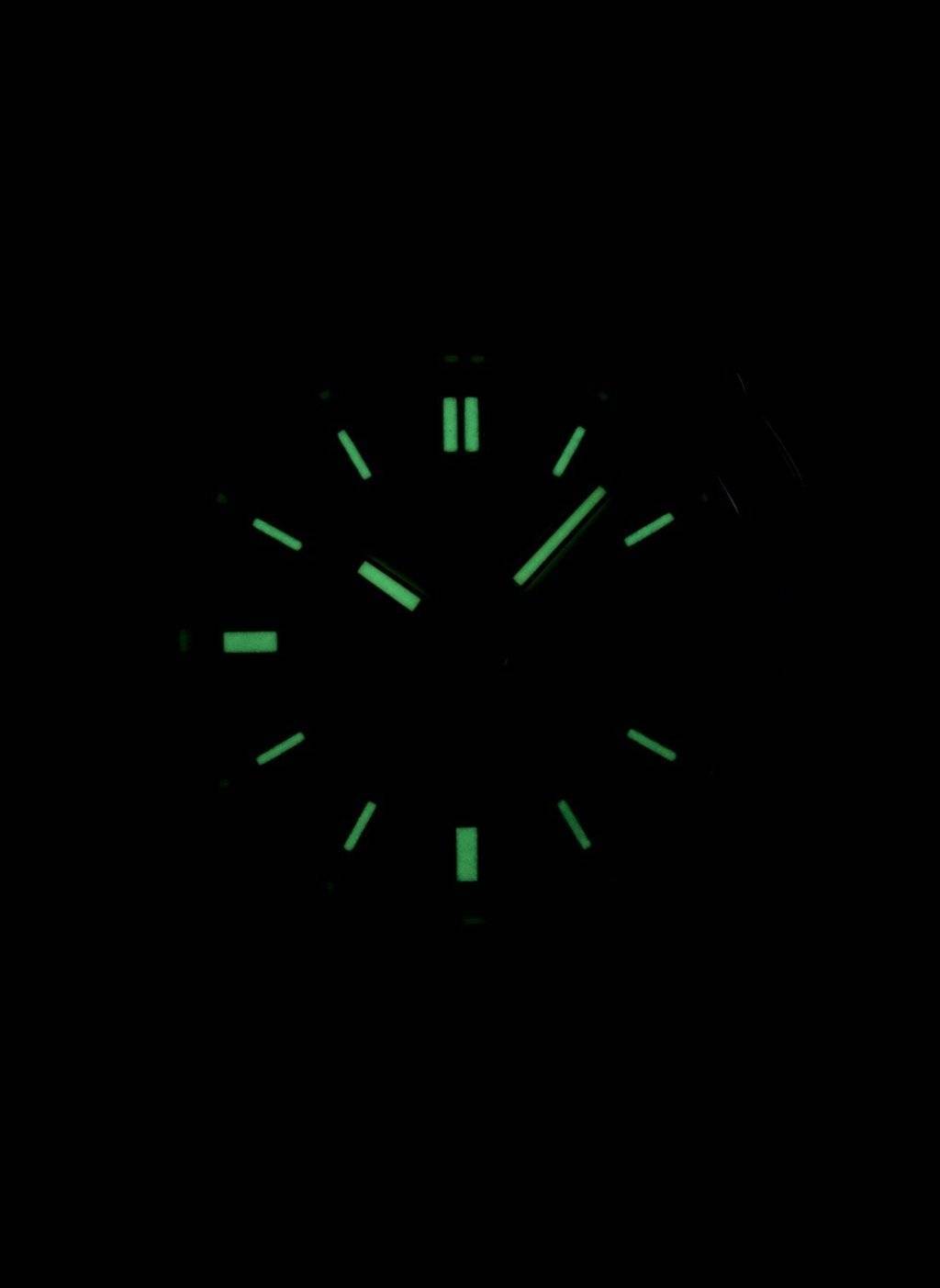 Angle. Seiko - Automatic SNKK09 SNKK09K1 SNKK09K Men's Watch - Silver.