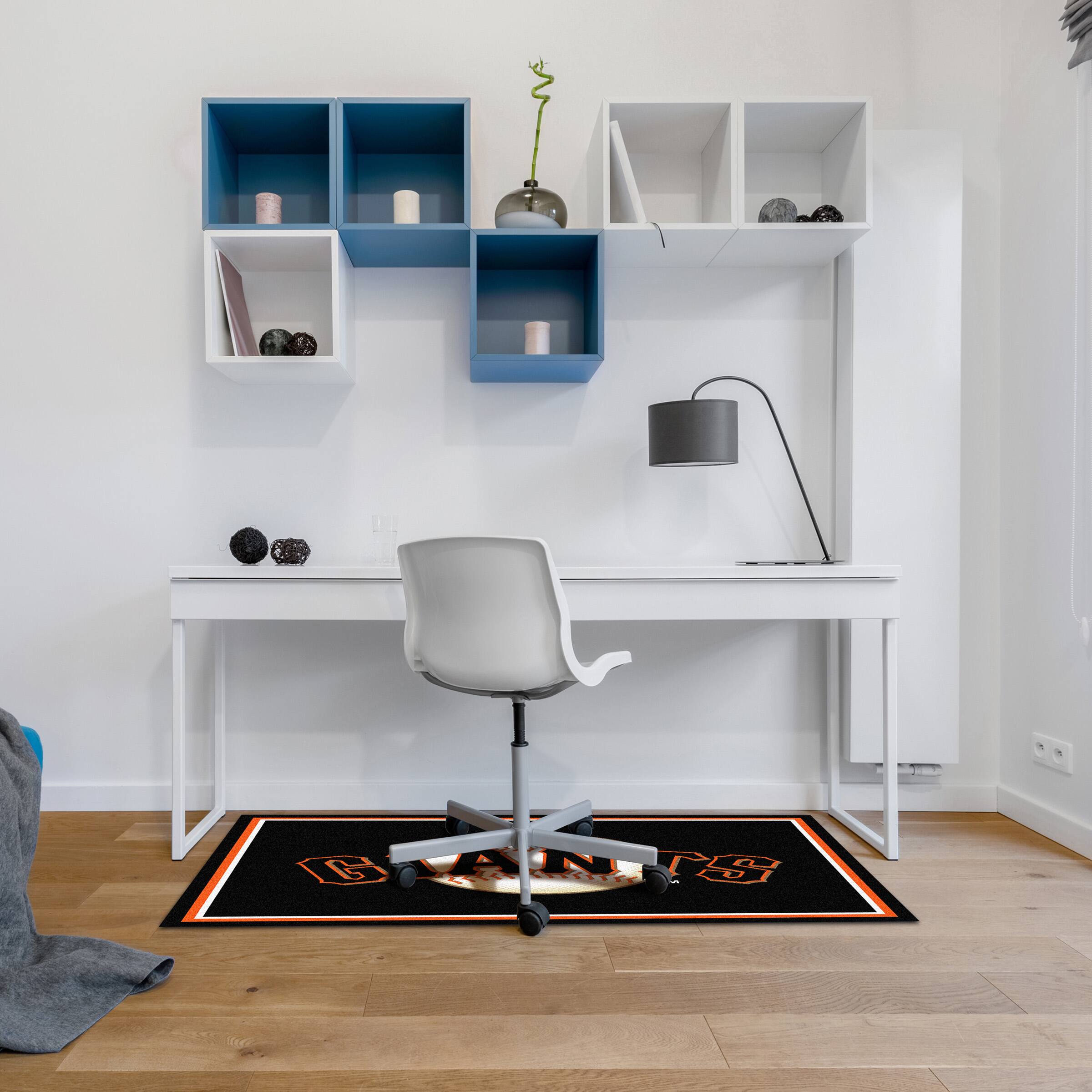 Alt View 2. Imperial - San Francisco Giants 2'8" x 3'10" Area Rug - Multicolor.