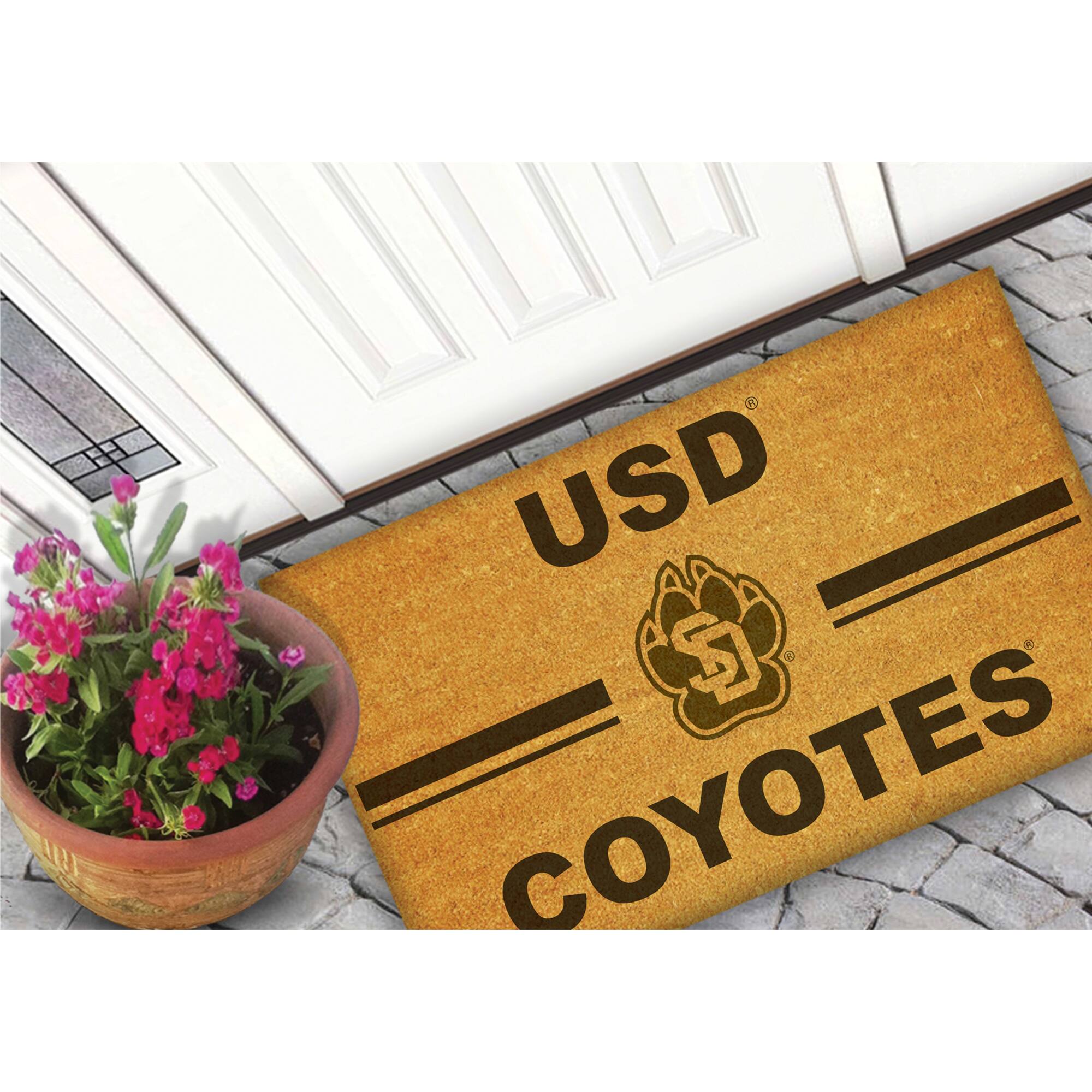 USD  
COYOTES